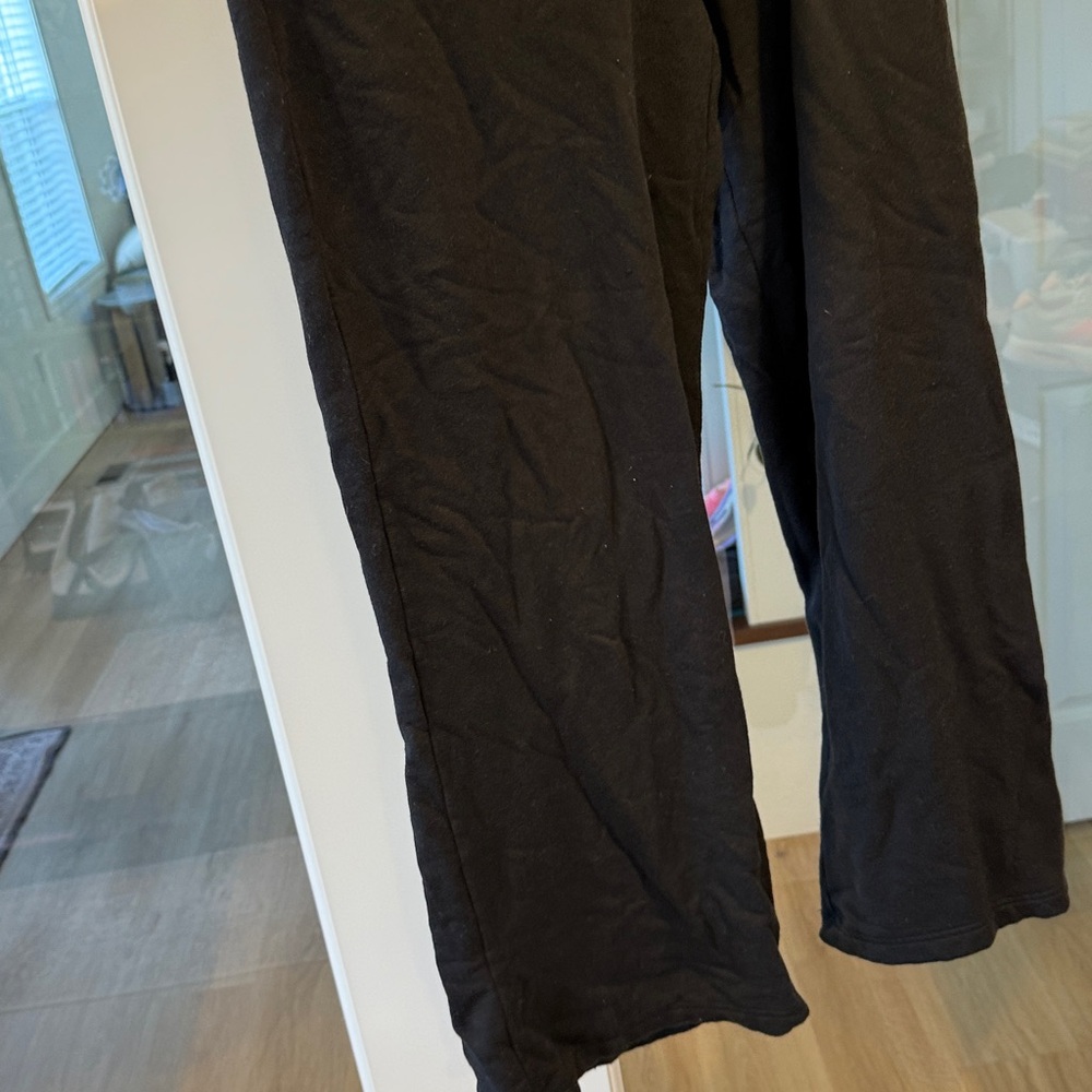 Victoria's Secret Black Sweatpants - Picture 4 of 4